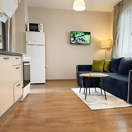 Centre Apt. With Parking For 4 Guests Filibe