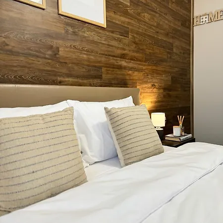 Centre Apt. With Parking For 4 Guests Daire Filibe