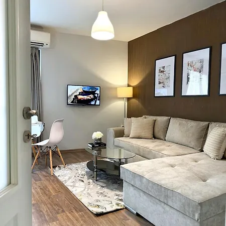 Centre Apt. With Parking For 4 Guests Filibe