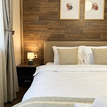 Daire Centre Apt. With Parking For 4 Guests Filibe