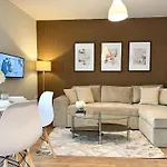 Centre Apt. With Parking For 4 Guests 公寓 普罗夫迪夫