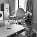Centre Apt. With Parking For 4 Guests