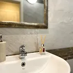 Centre Apt. With Parking For 4 Guests 公寓 普罗夫迪夫