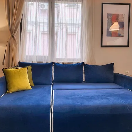 Centre Apt. With Parking For 4 Guests Apartment Plovdiv