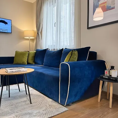 Centre Apt. With Parking For 4 Guests Apartment Plovdiv
