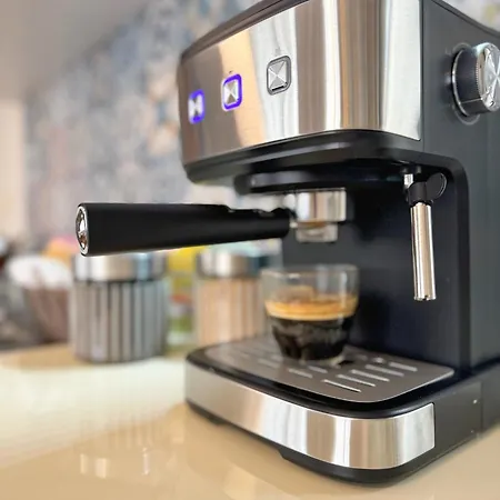 Apartment Centre Apt. With Parking For 4 Guests