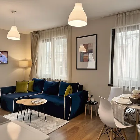 Centre Apt. With Parking For 4 Guests Apartment Plovdiv