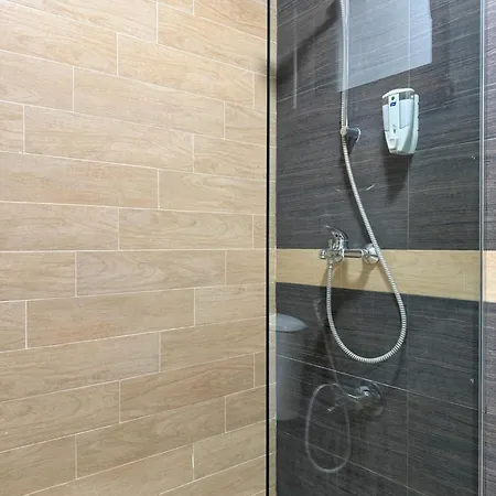 Apartment Centre Apt. With Parking For 4 Guests Plovdiv