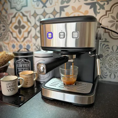 Centre Apt. With Parking For 4 Guests Apartment Plowdiw