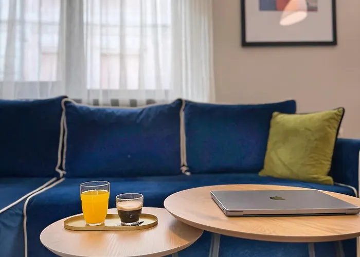 Apartament Centre Apt. With Parking For 4 Guests *