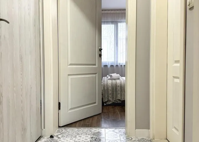 Centre Apt. With Parking For 4 Guests Apartament