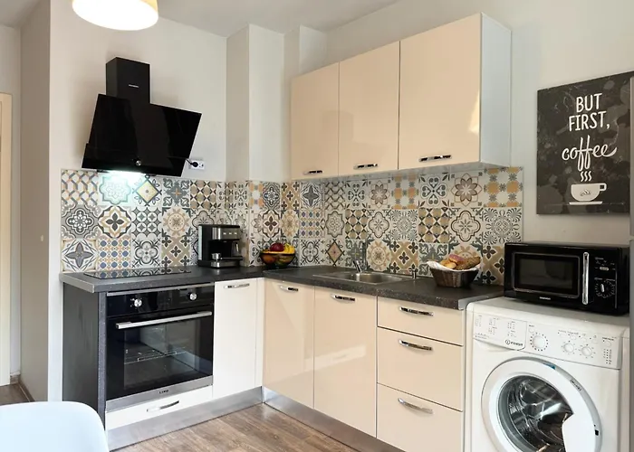 Apartament Centre Apt. With Parking For 4 Guests *