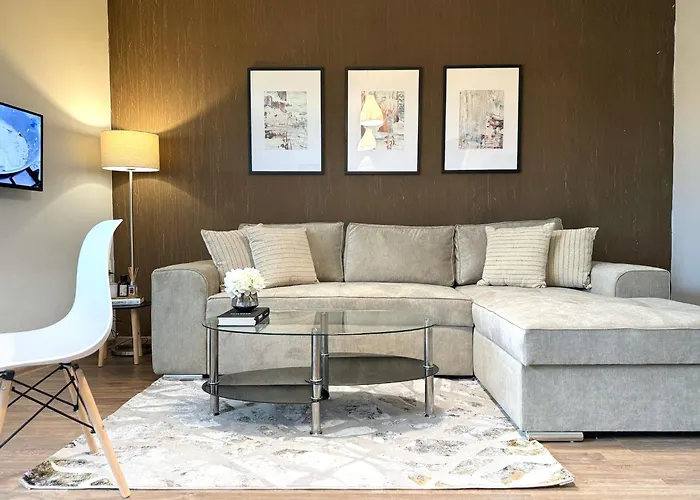 Apartament Centre Apt. With Parking For 4 Guests