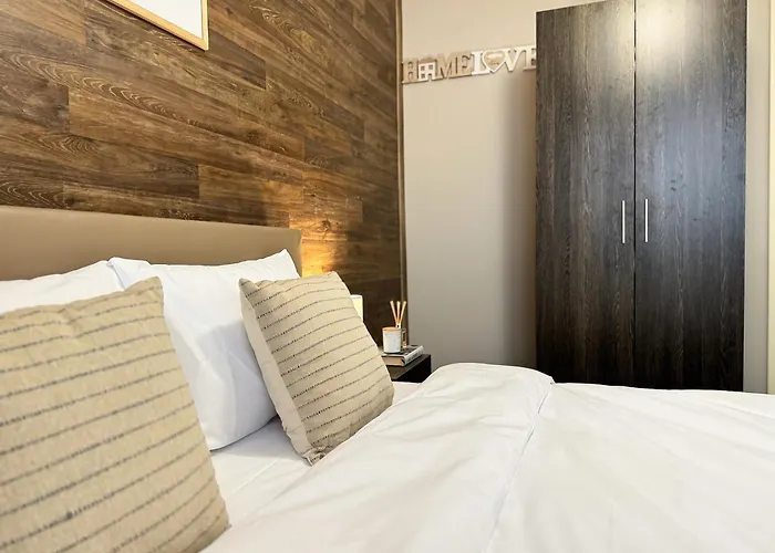 Apartament Centre Apt. With Parking For 4 Guests